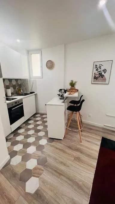Studio Cosy Buttes-Chaumont Paris 0*,  France